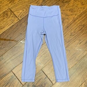 Athleta Ultimate Stash Pocket lavender Capri Leggings Women